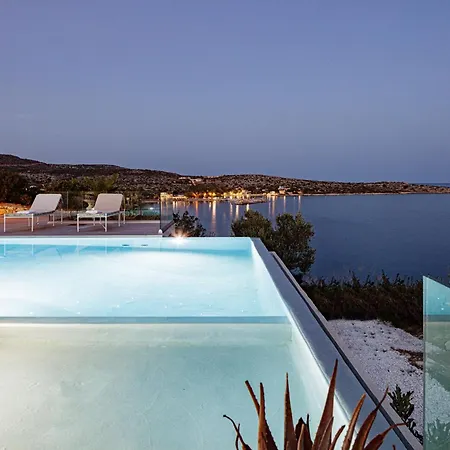 Cristal Villa Marathos