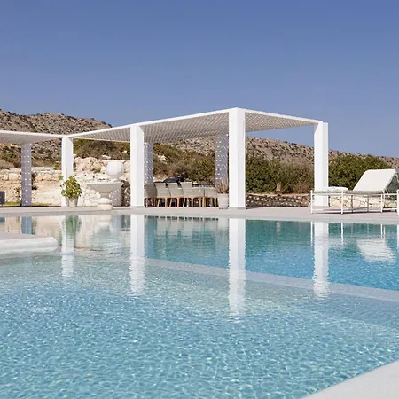 Cristal Villa *