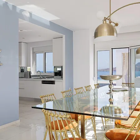 Cristal Villa *